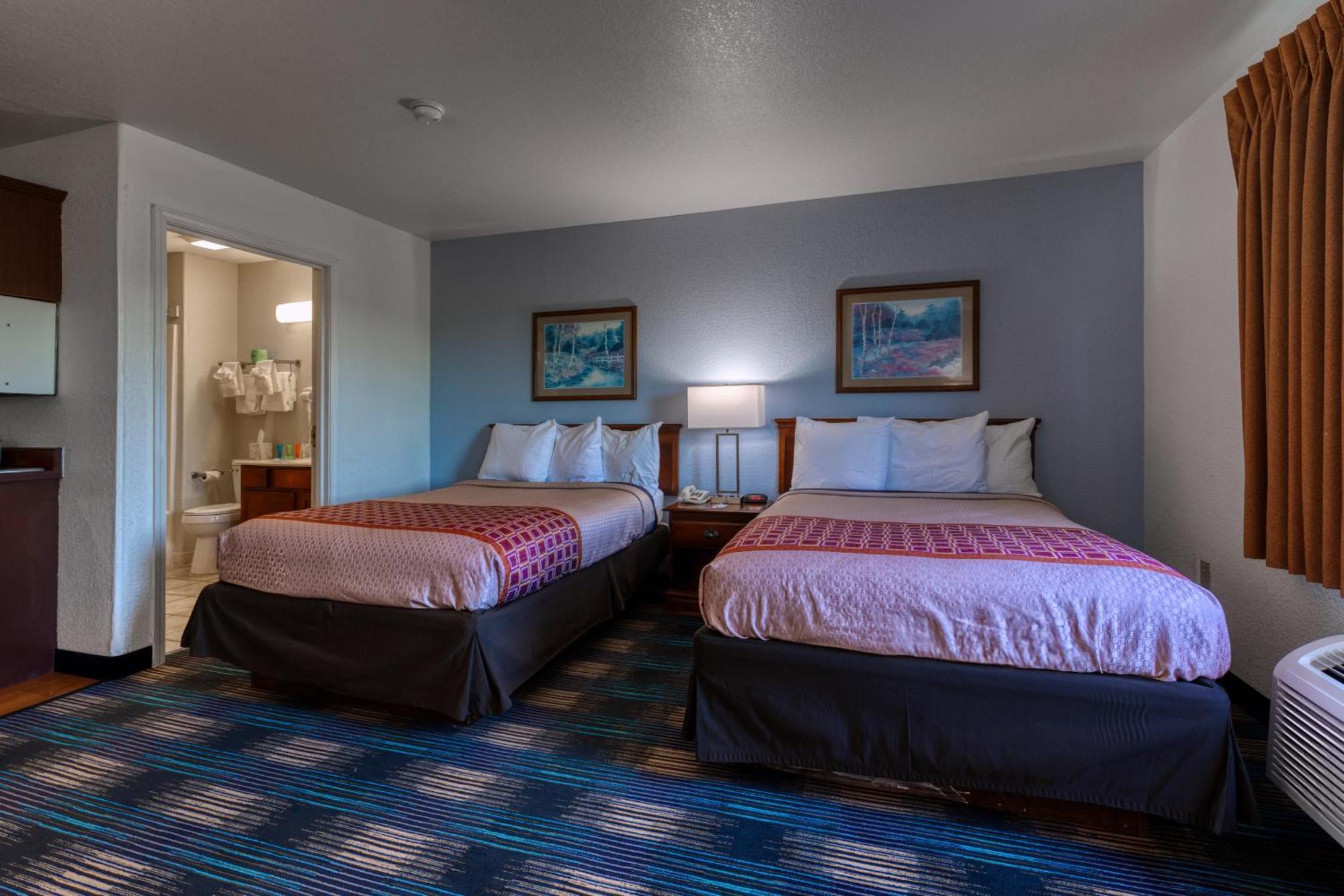 All Towne Suites Saint Robert Eksteriør billede